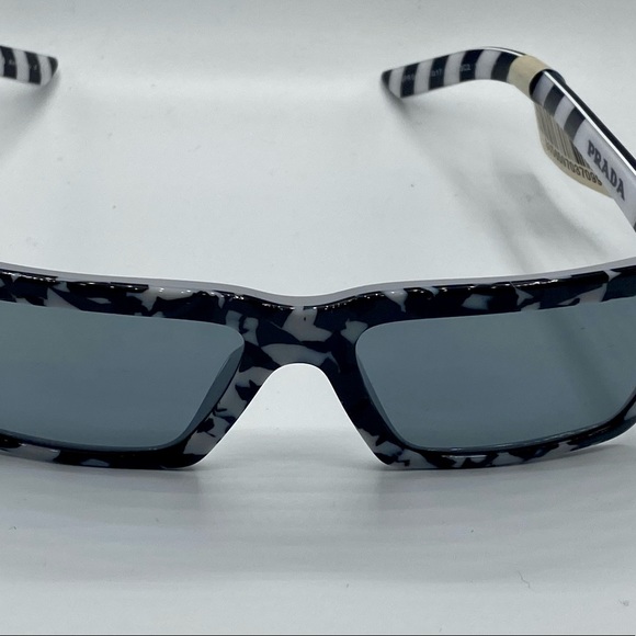 Prada Sunglasses Millenials 4432C2 ‼️100% Authentic, made in Italy 🇮🇹‼️ - Picture 5 of 13